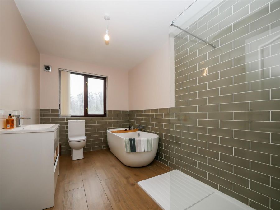 85 Baronscourt Road, Saintfield Road