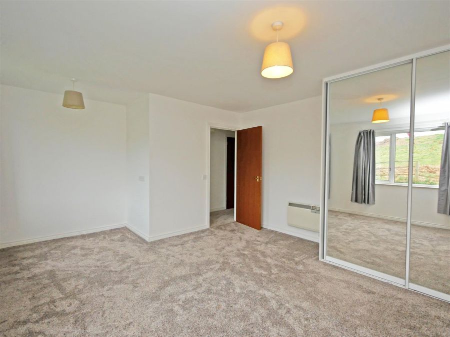 28 Queensfort Court, Saintfield Road
