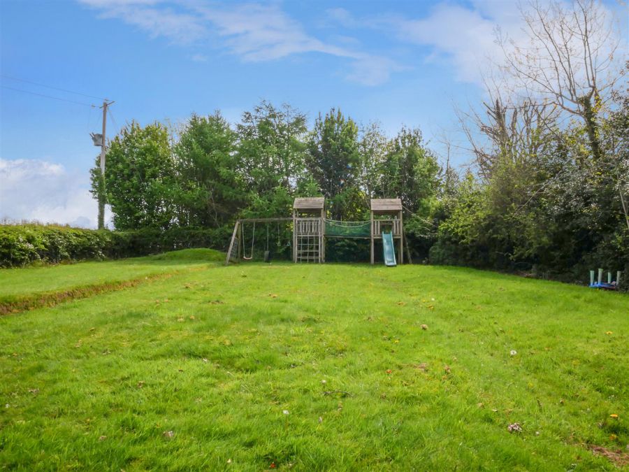 228 Hillhall Road