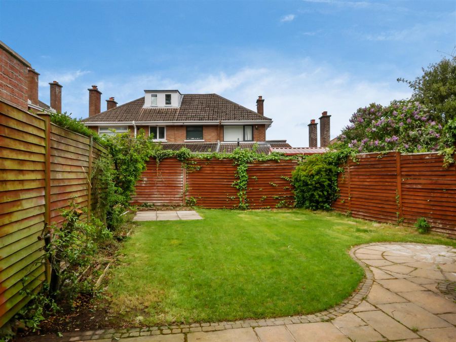5 Beechgrove Avenue