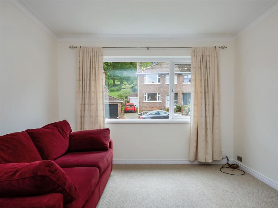 5 Beechgrove Avenue