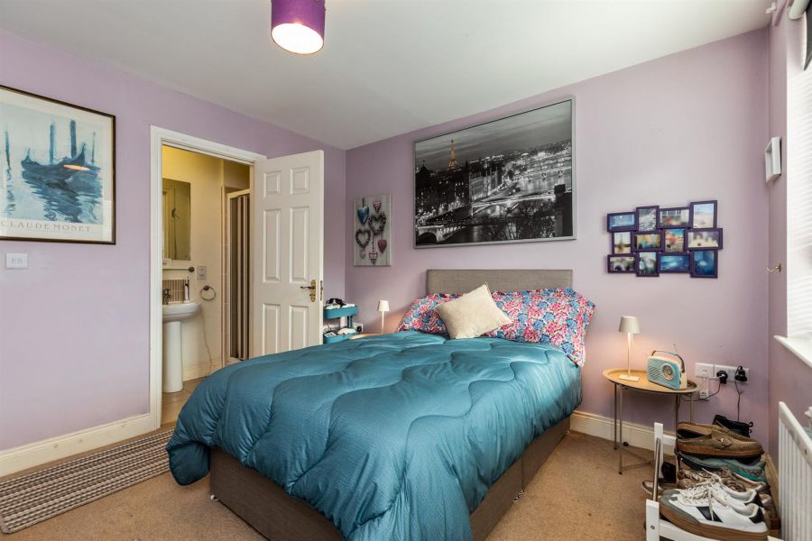 Apt 8 Willowbank Manor