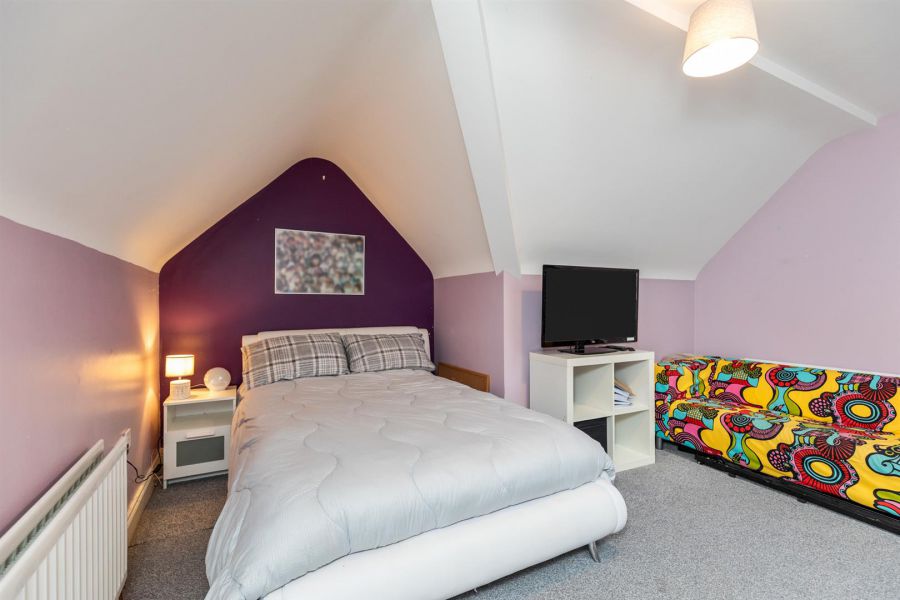 Apt 8 Willowbank Manor