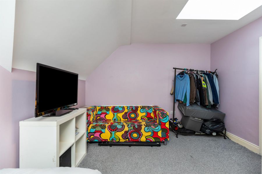 Apt 8 Willowbank Manor