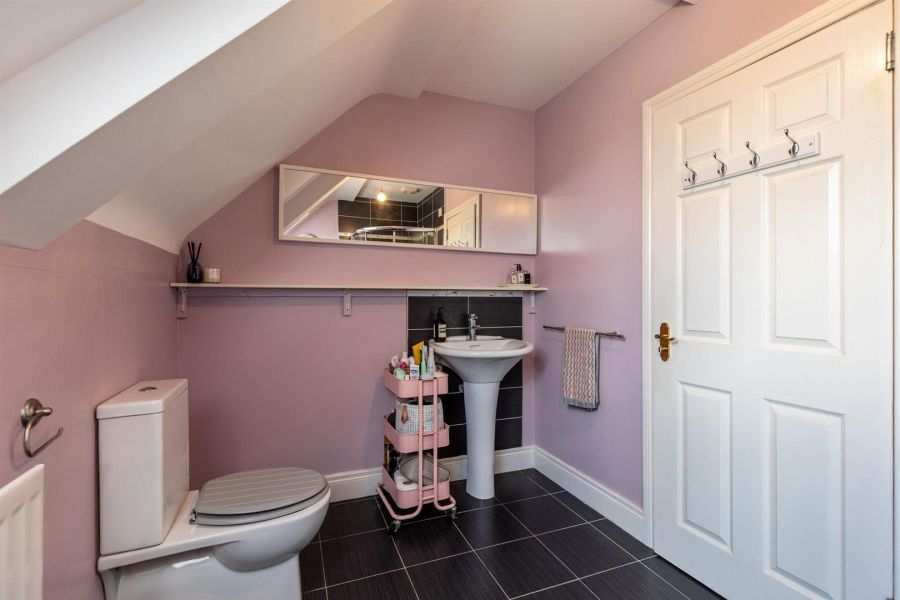 Apt 8 Willowbank Manor