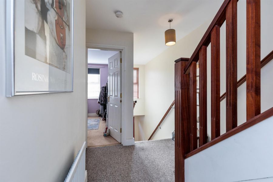 Apt 8 Willowbank Manor