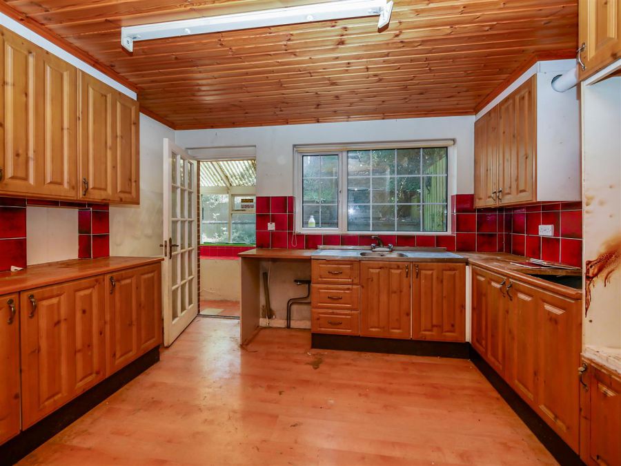 21 Newton Heights, Cairnshill Road