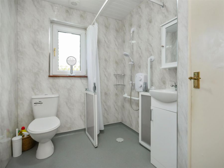 15 Castlecoole Park, Belvoir Park