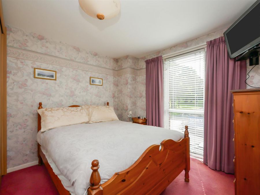 15 Castlecoole Park, Belvoir Park