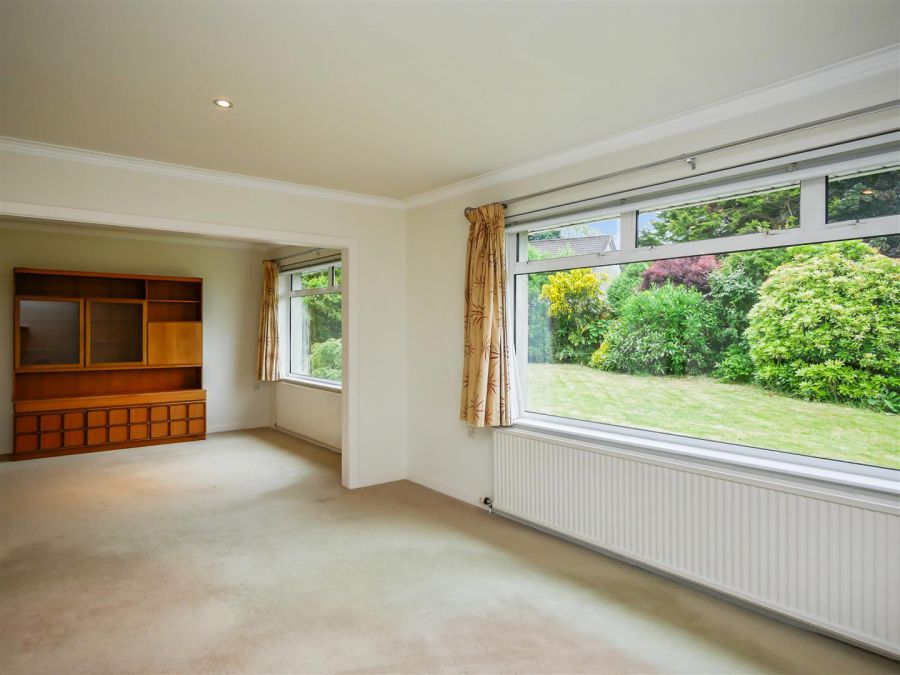 1 Pinewood Park