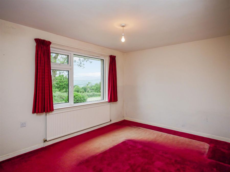 1 Pinewood Park