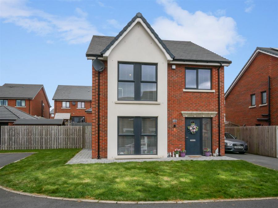 11 Baronsgrange Close