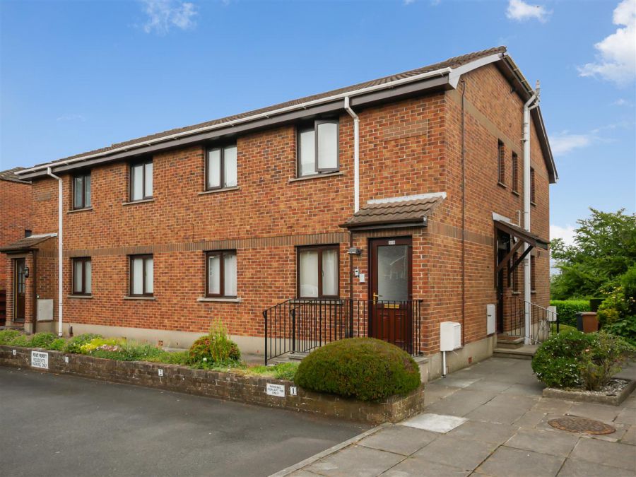 11a Glencregagh Court