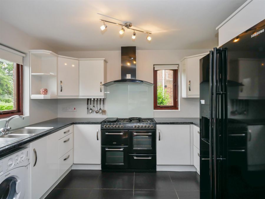 Apt, 11a Glencregagh Court