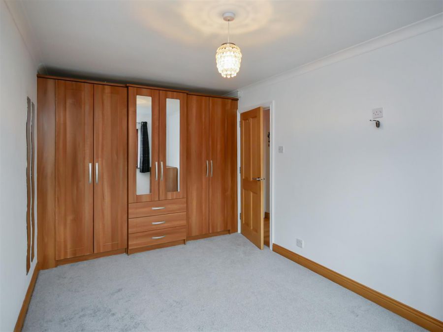 Apt, 11a Glencregagh Court