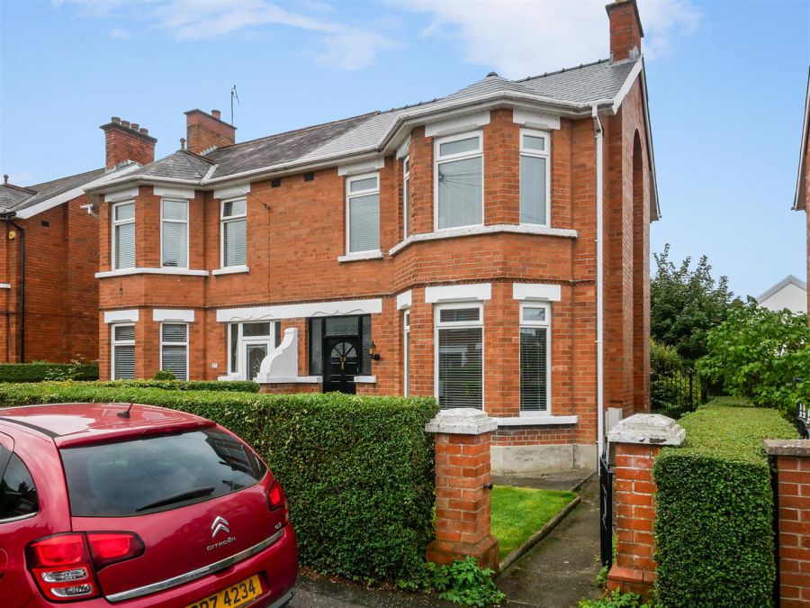 25 Gibson Park Gardens, Cregagh Road