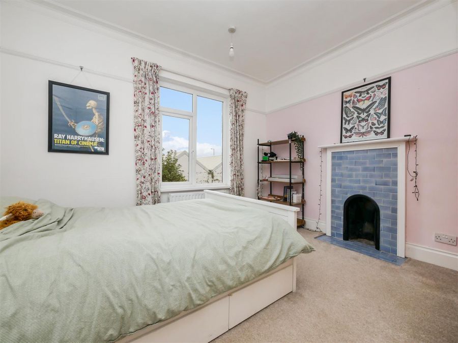 25 Gibson Park Gardens, Cregagh Road