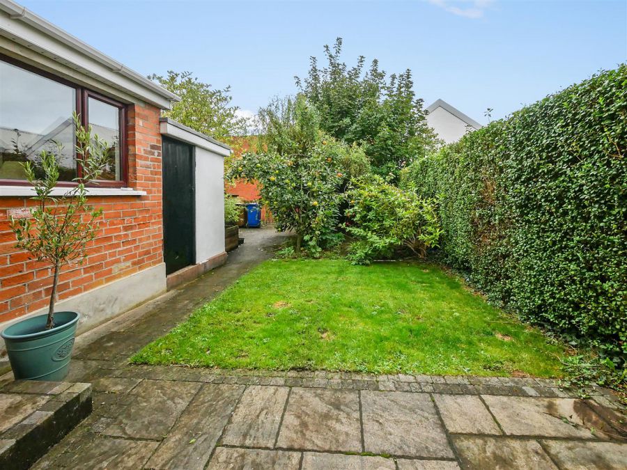 25 Gibson Park Gardens, Cregagh Road