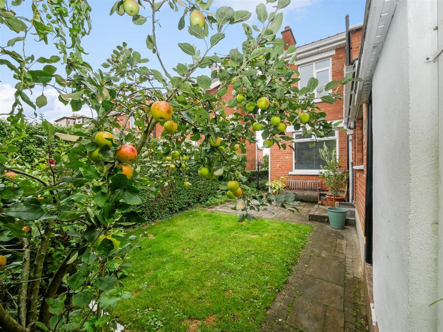 25 Gibson Park Gardens, Cregagh Road