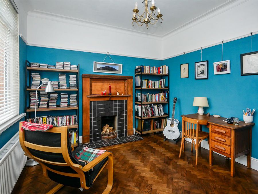 25 Gibson Park Gardens, Cregagh Road