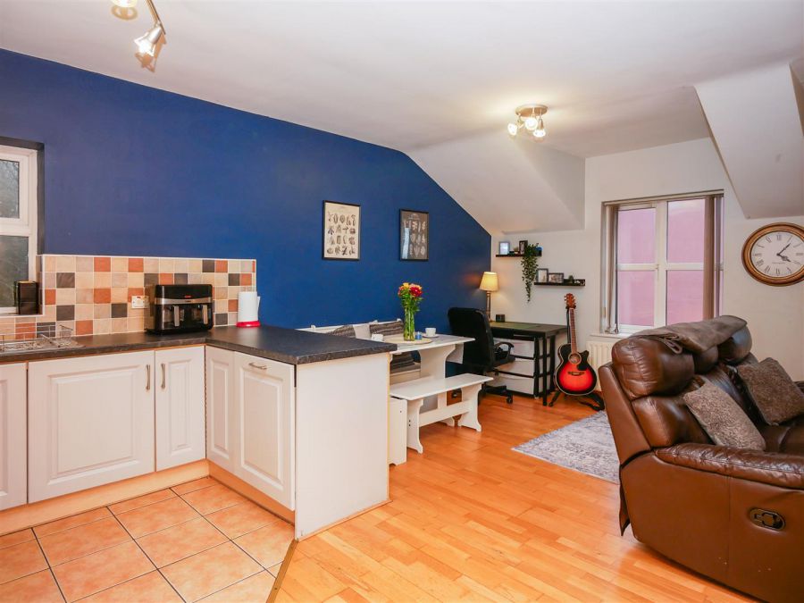 19 Hampton Court, Ballygowan