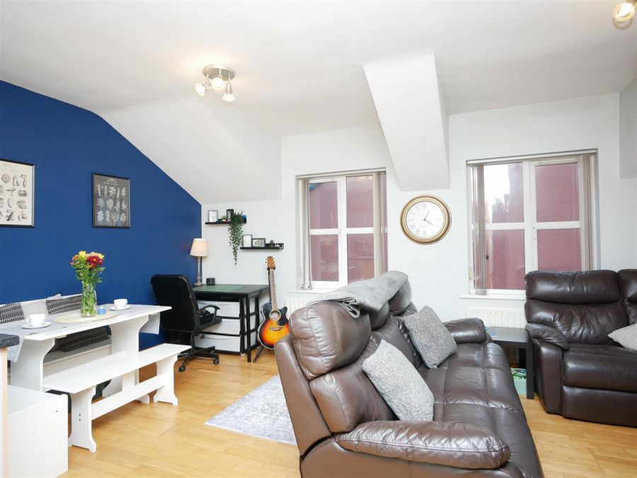 19 Hampton Court, Ballygowan
