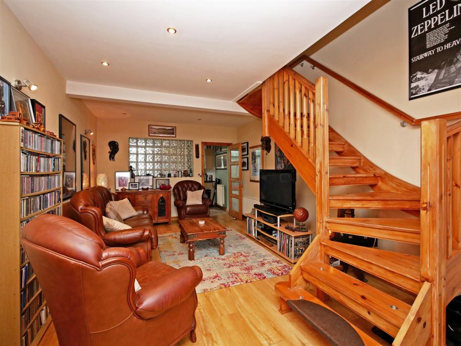 53 London Road