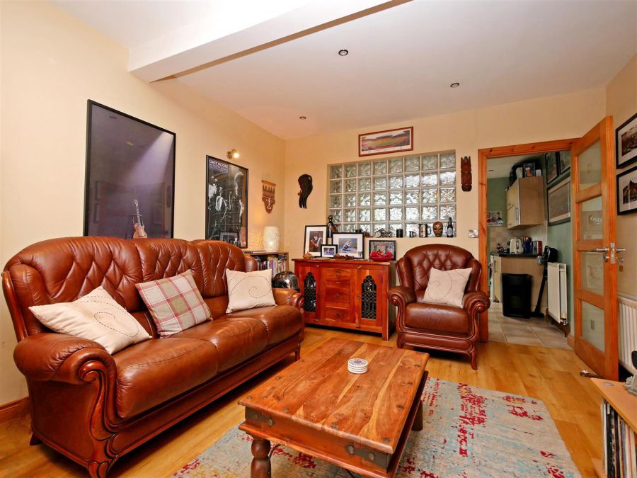 53 London Road 53 London Road