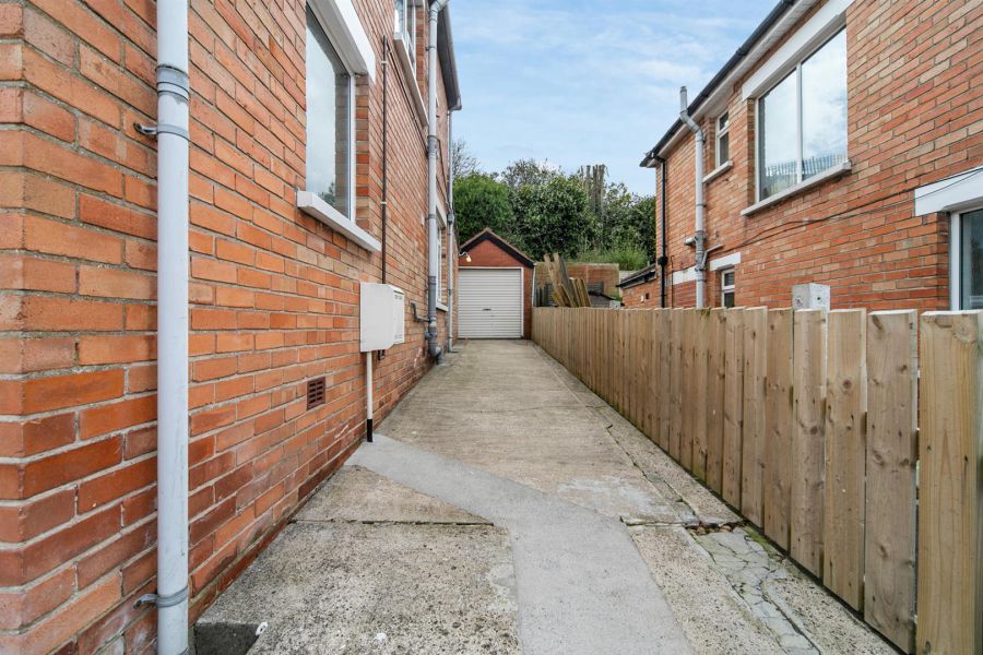 133 Knockbreda Park