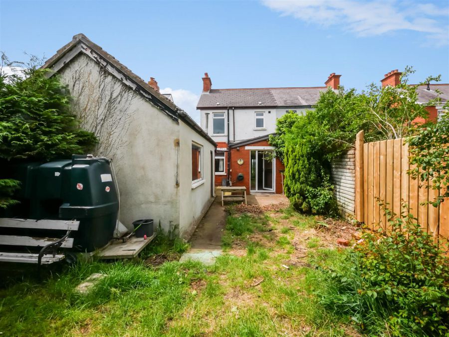 16 Cicero Gardens, Off Castlereagh Road