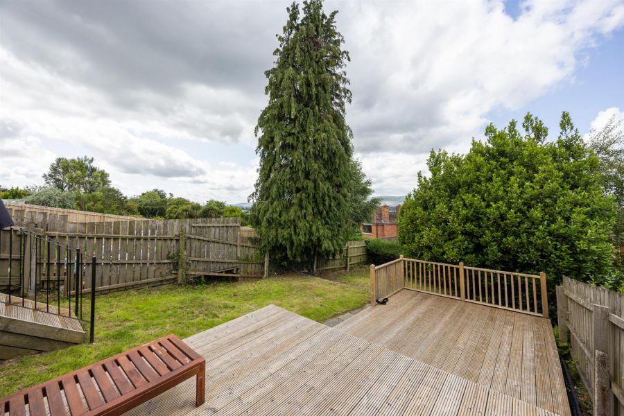 45 Beechgrove Gardens