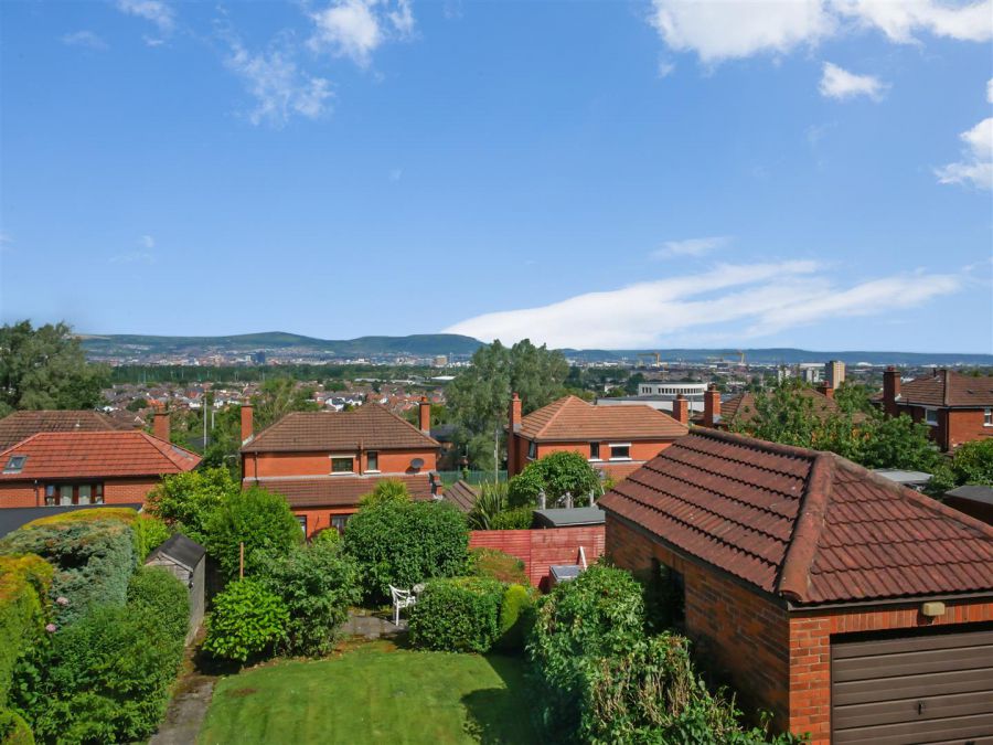 45 Beechgrove Park, Upper Knockbreda Road
