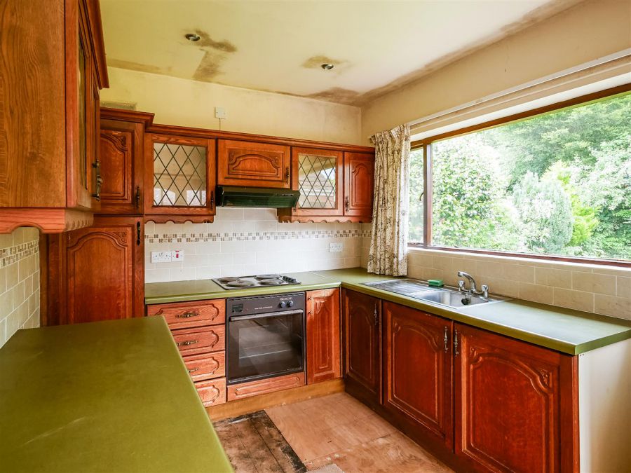 17 Beechill Park Avenue