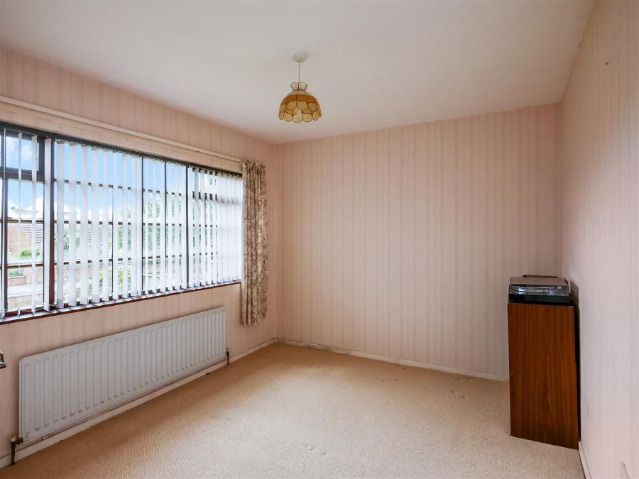 17 Beechill Park Avenue