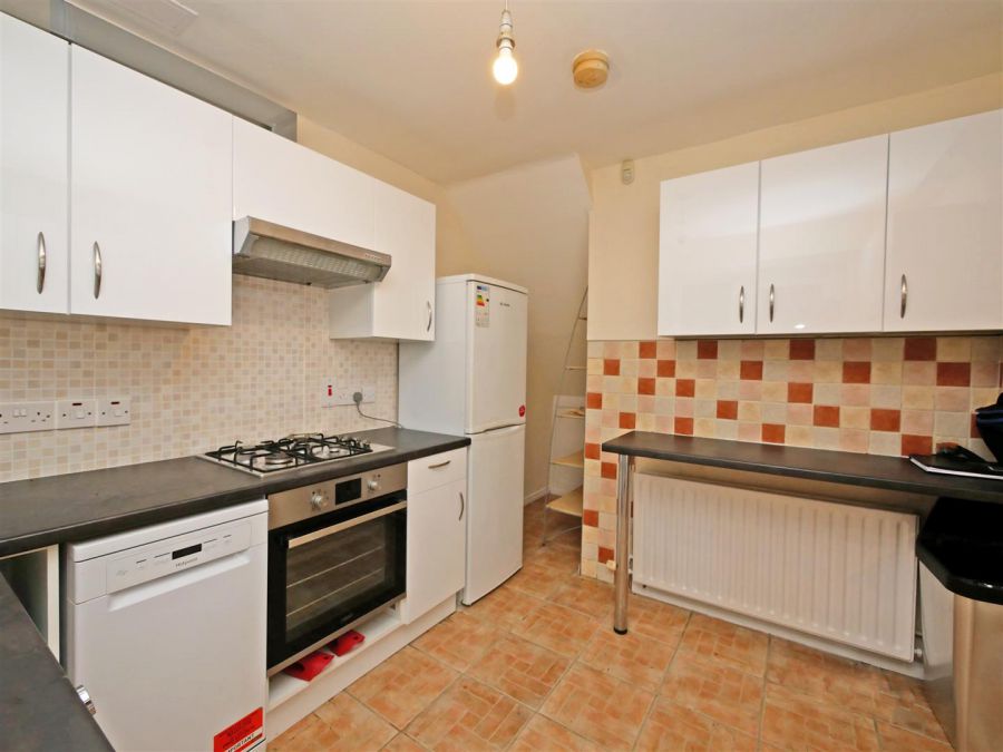 27 Woodbreda Park