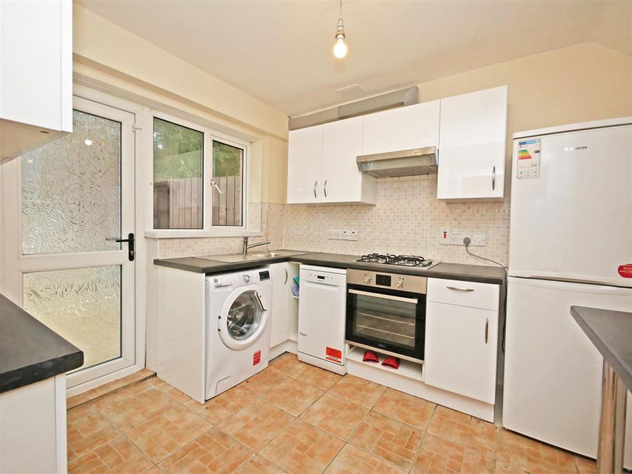 27 Woodbreda Park