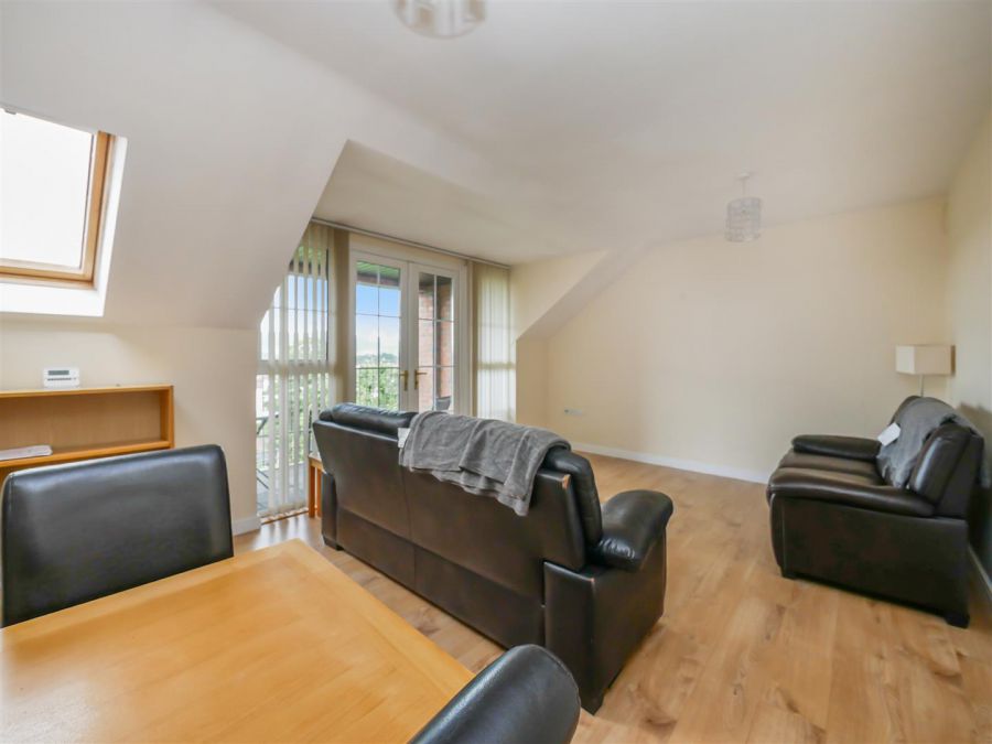 Apt 30 4 Bell Towers South, Ravenhill / Ormeau