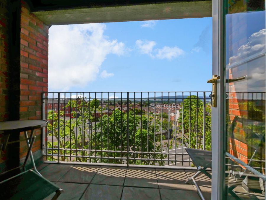 Apt 30 4 Bell Towers South, Ravenhill / Ormeau