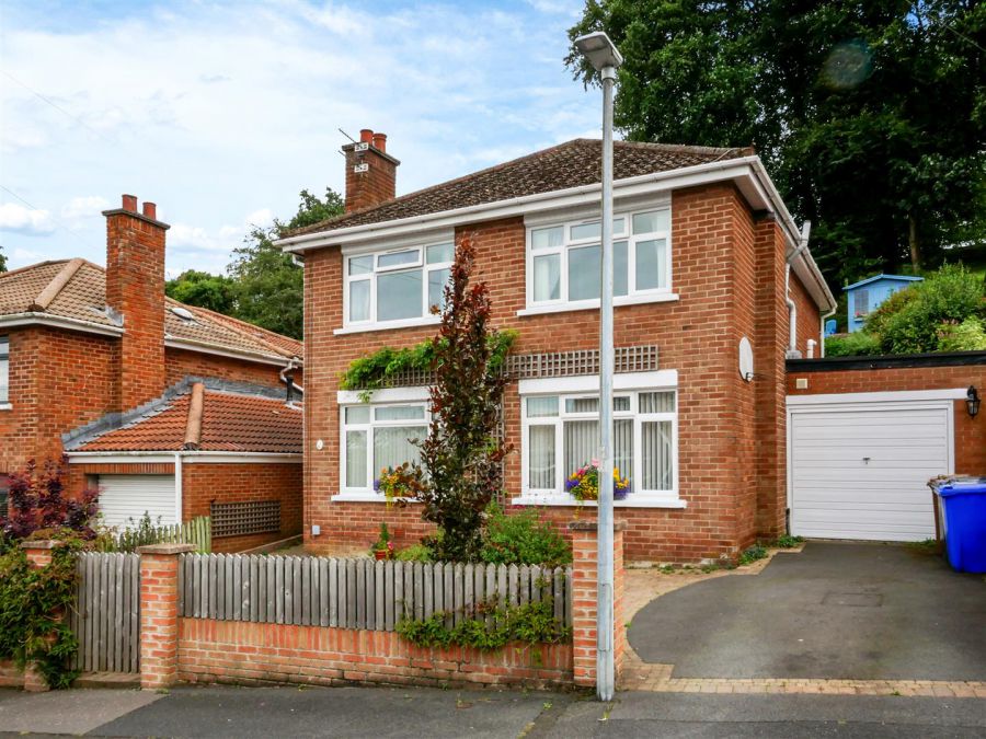 30 Beechgrove Avenue