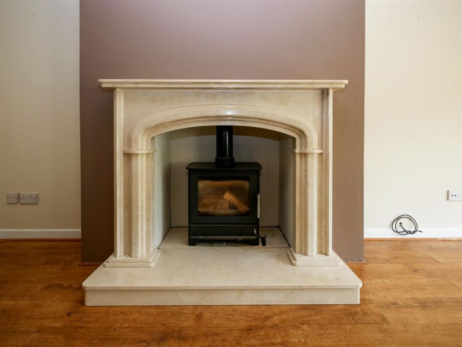48 Woodrow Gardens, Off Todds Hill