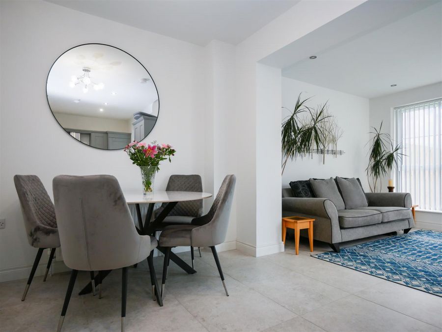 5 Mealough Gardens