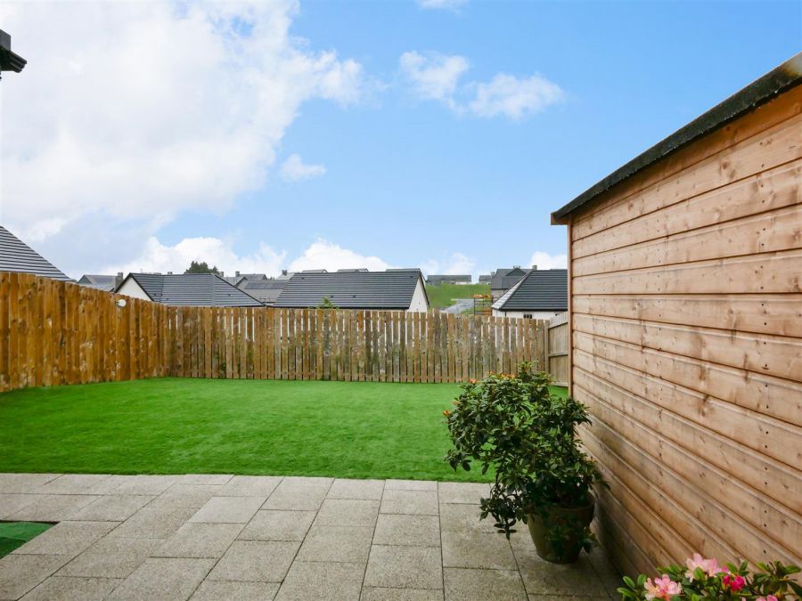 5 Mealough Gardens