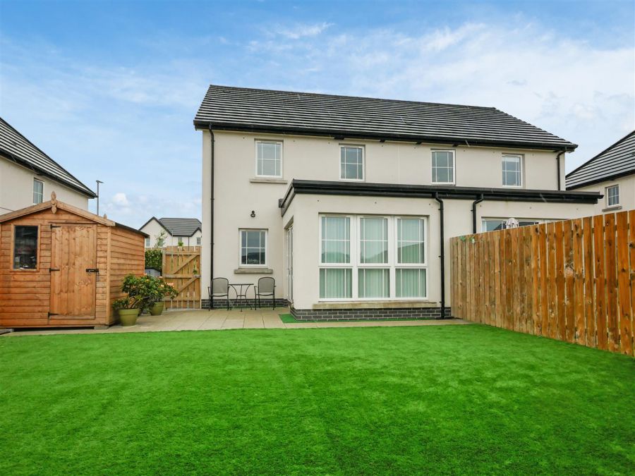 5 Mealough Gardens