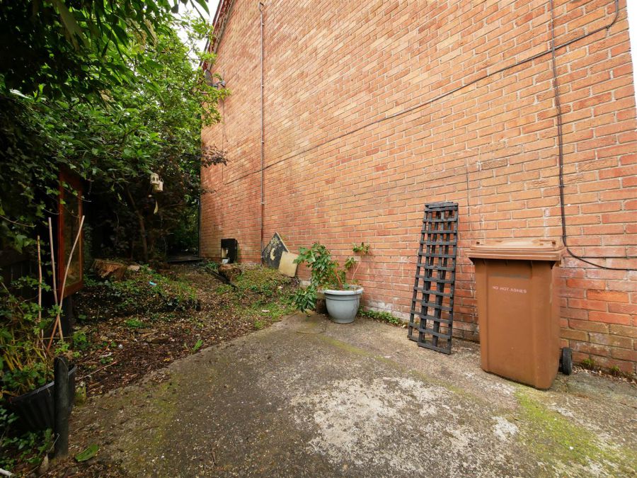 36 Moyle Walk, Belvoir Park