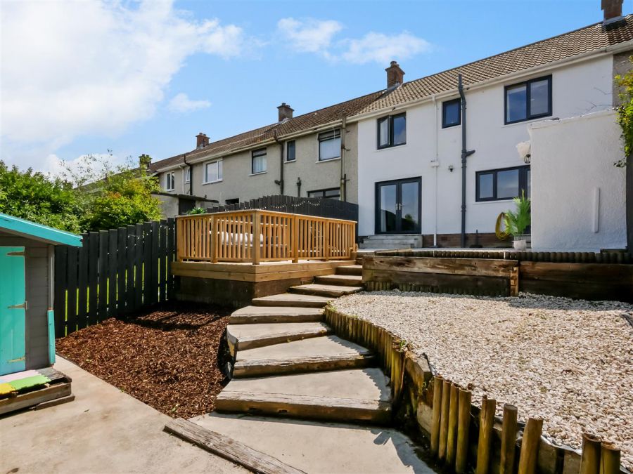 16 Castledillon Road, Belvoir Park