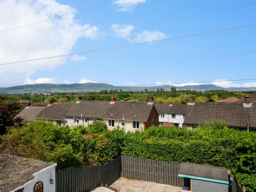 16 Castledillon Road, Belvoir Park