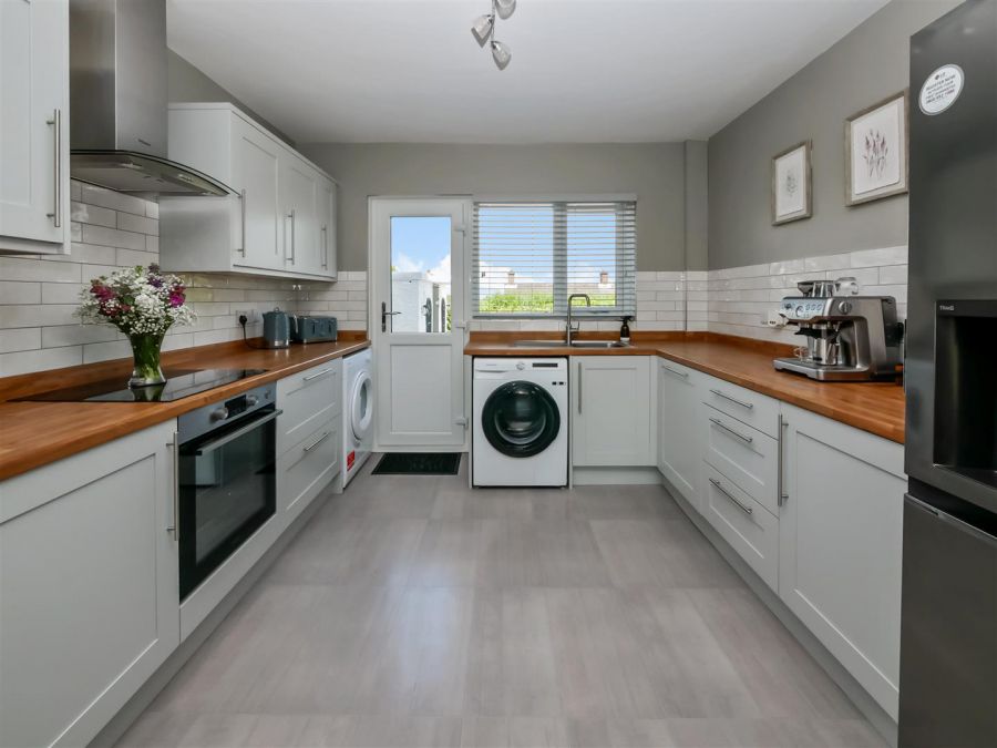16 Castledillon Road, Belvoir Park