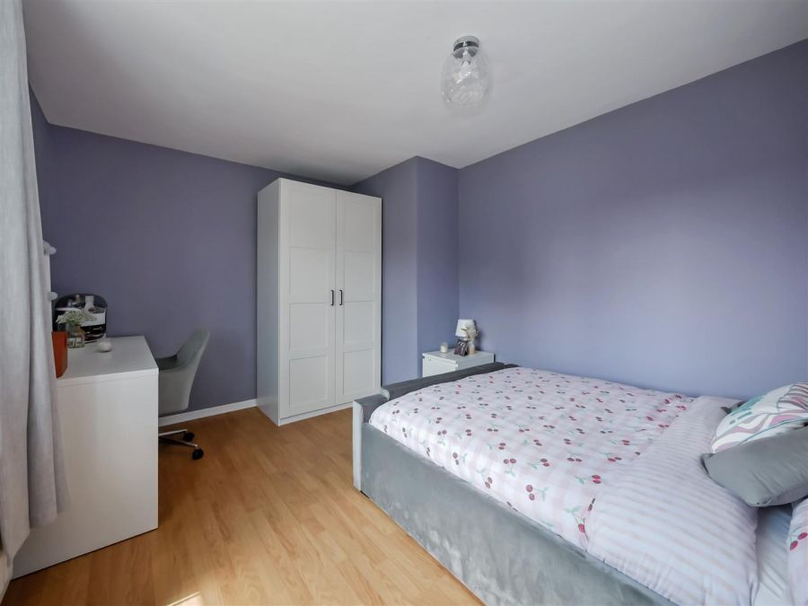 16 Castledillon Road, Belvoir Park