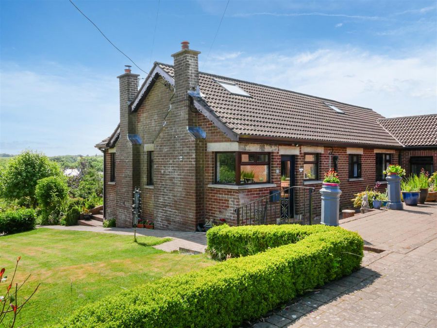 90 Monlough Road