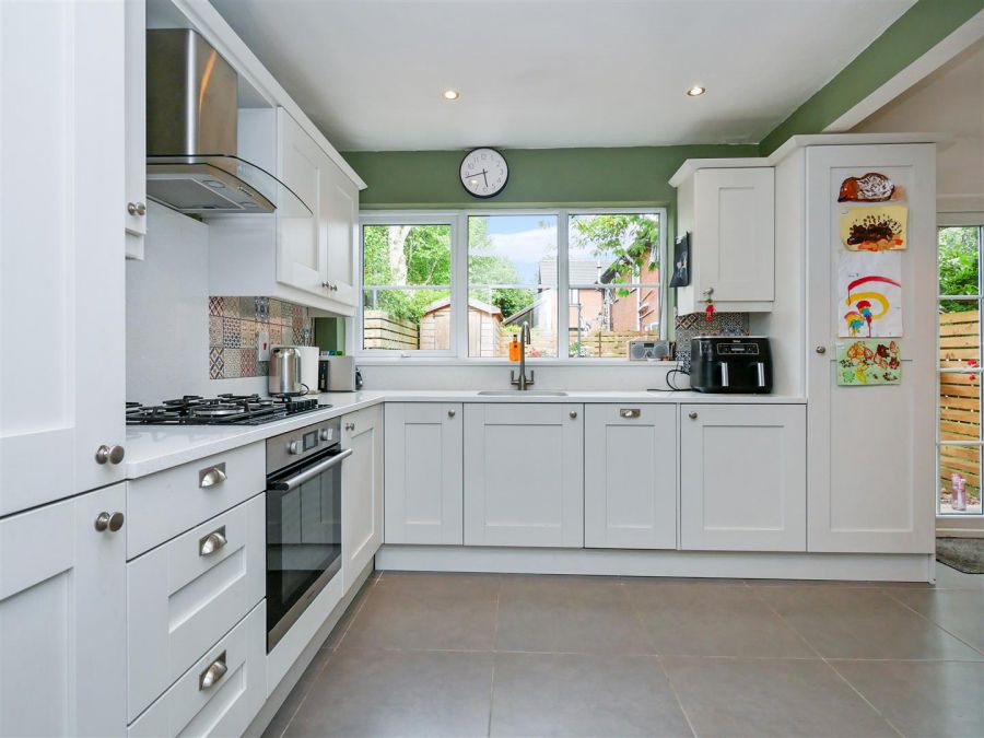 2 Hampton Drive, Ormeau Road